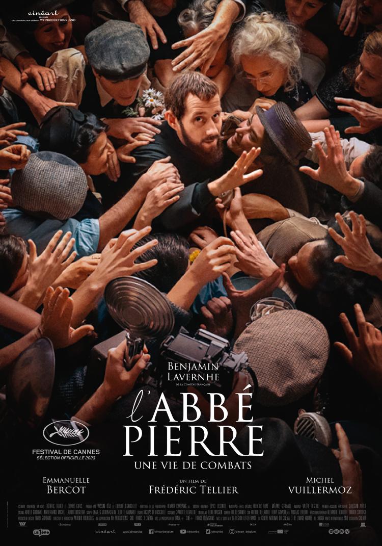 Affiche du film L'Abbé Pierre Une vie de combats