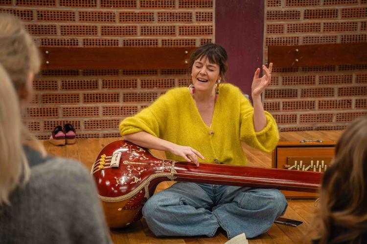 chant kirtan